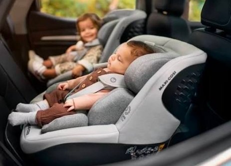 Taxi con Sillas de Bebé Coruña | Seguridad Infantil
